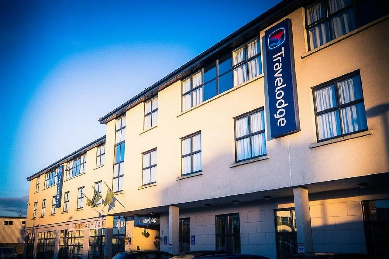 Travelodge Plus Galway 3*,